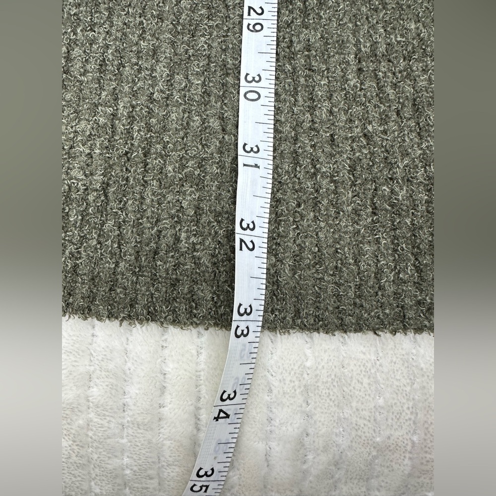 Barefoot Dreams Green Cozy Chic Lite Circle Cardigan/ Sweater Oversized Small - Picture 10 of 12